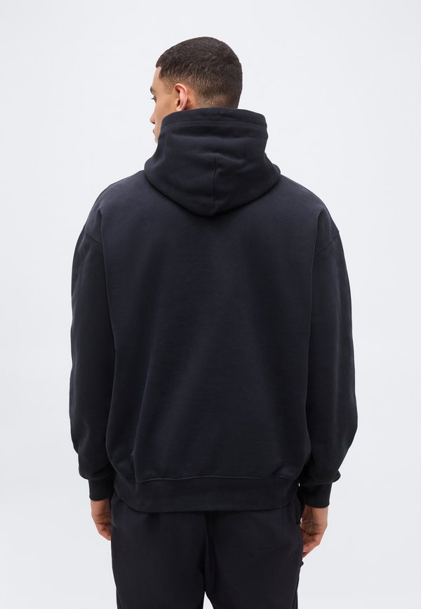 Peak Performance GRAPHIC HOOD