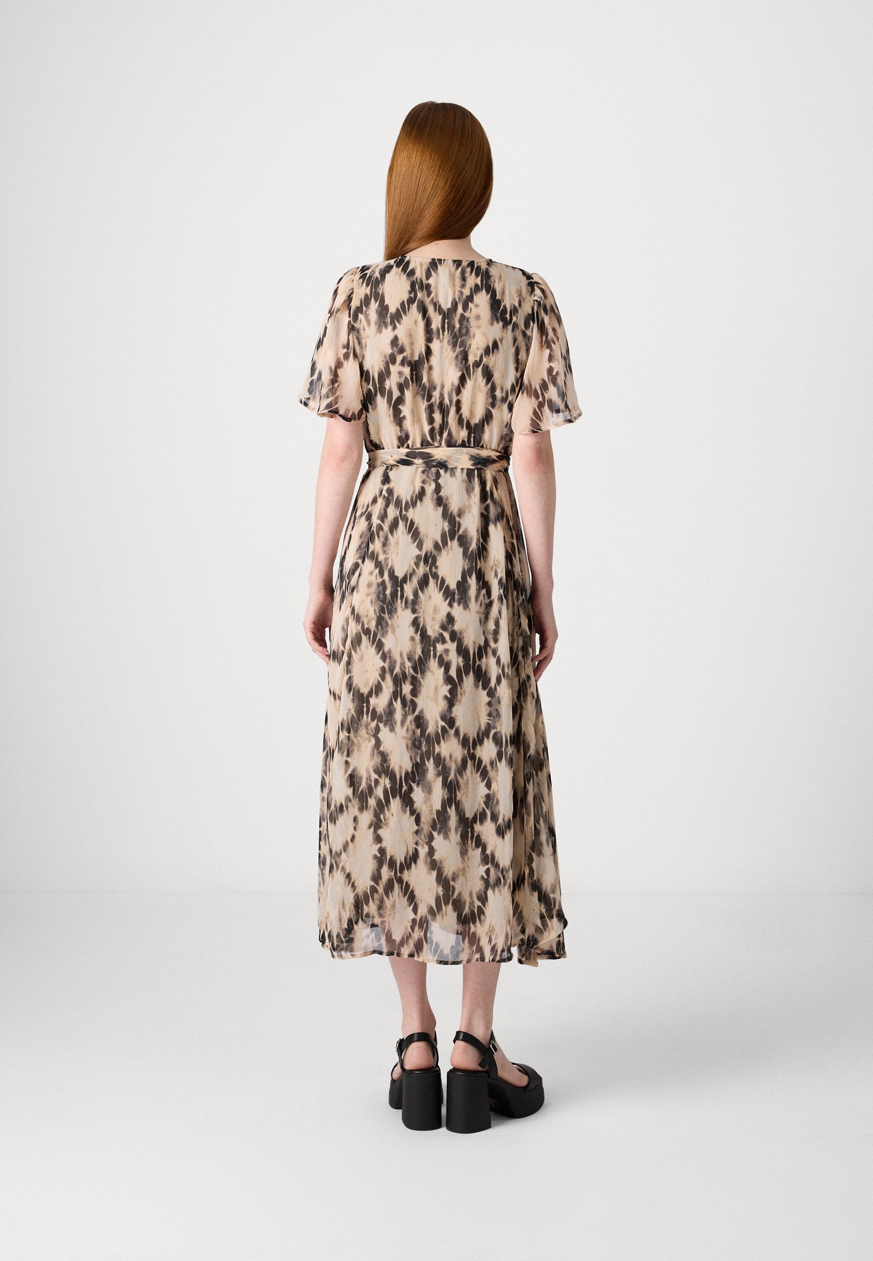 ONLELENA LIFE WRAP MIDI Media 4