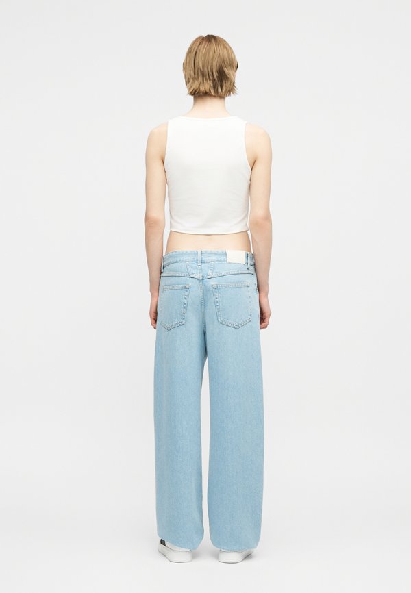 EA7 Emporio Armani TANK