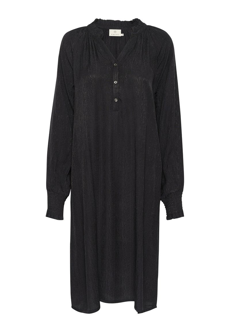 Schwarzes, langärmeliges Kleid aus leichtem, strukturiertem Stoff. Verfügt über einen V-Ausschnitt, eine geraffte Halslinie und eine Knopfleiste mit drei Knöpfen. Lässige Passform.
