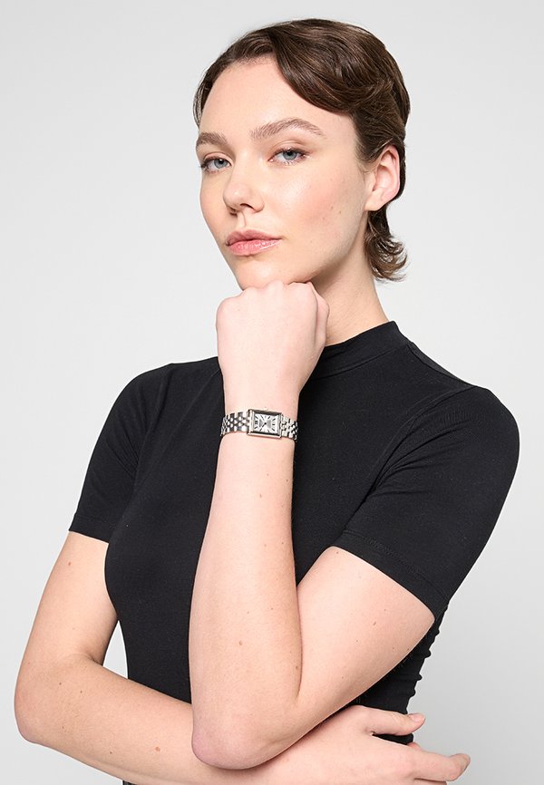 U.S. Polo Assn. VIVIAN