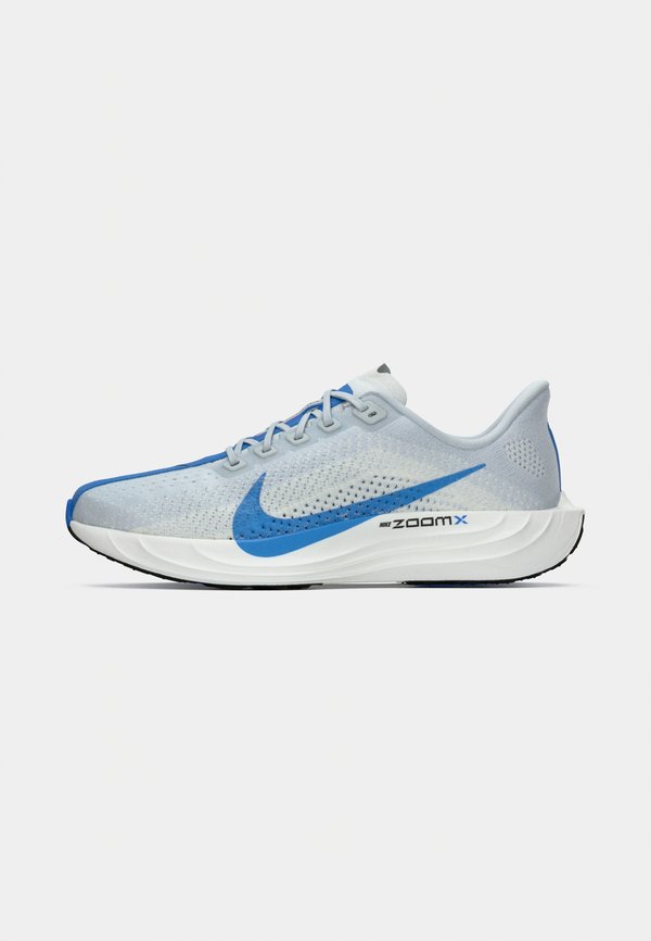 Nike Performance PEGASUS PLUS
