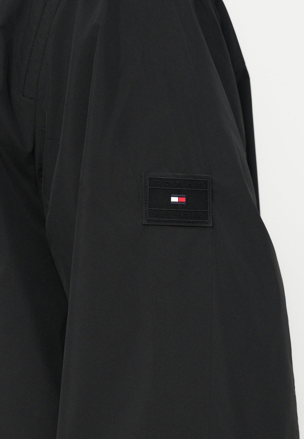 LIGHTWEIGHT PACKABLE HOODED JACKET Media 6