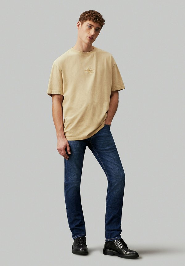 Calvin Klein Jeans