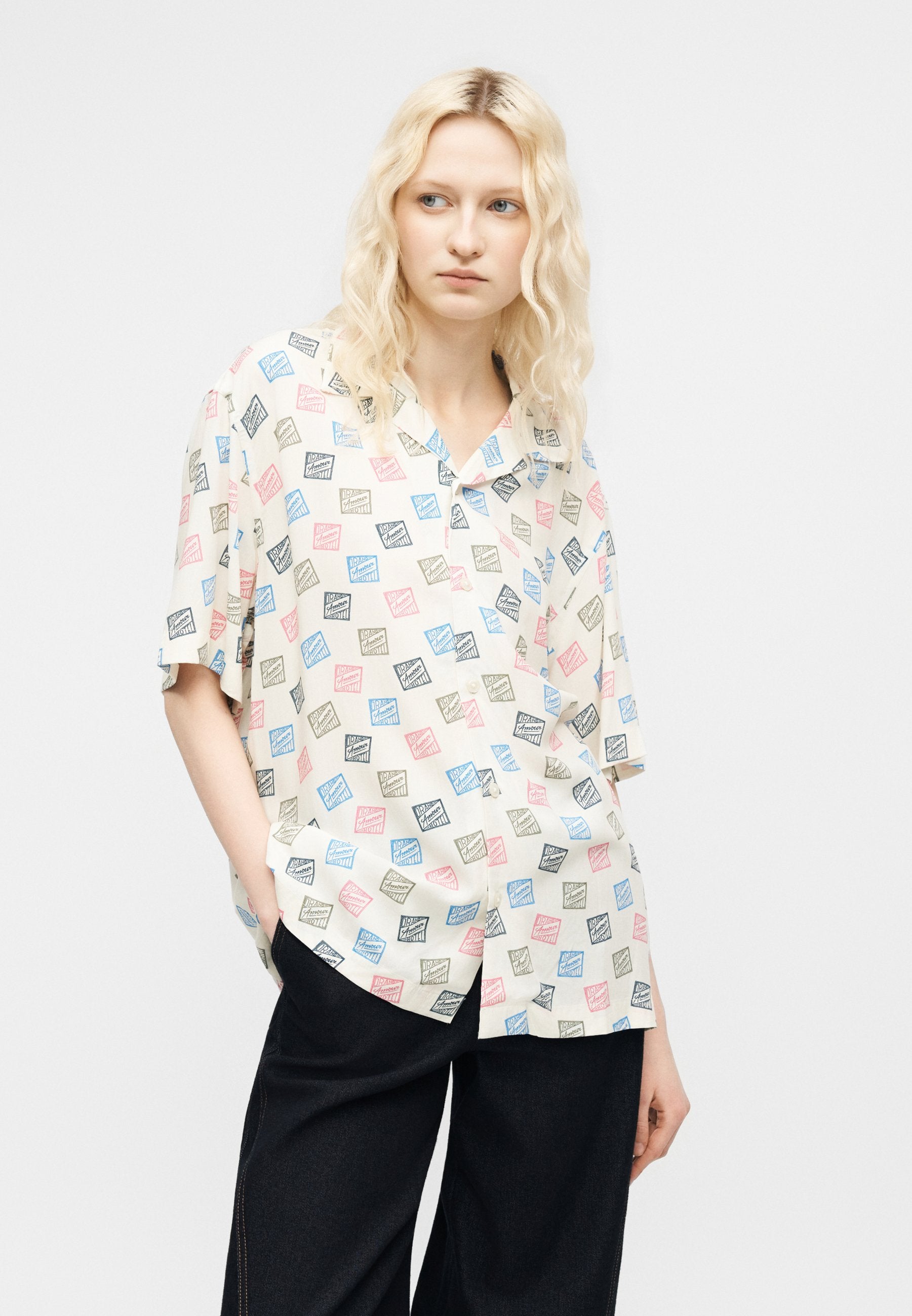 Selected SLHRLXHOTEL AMOUR STAMPS SHIRT