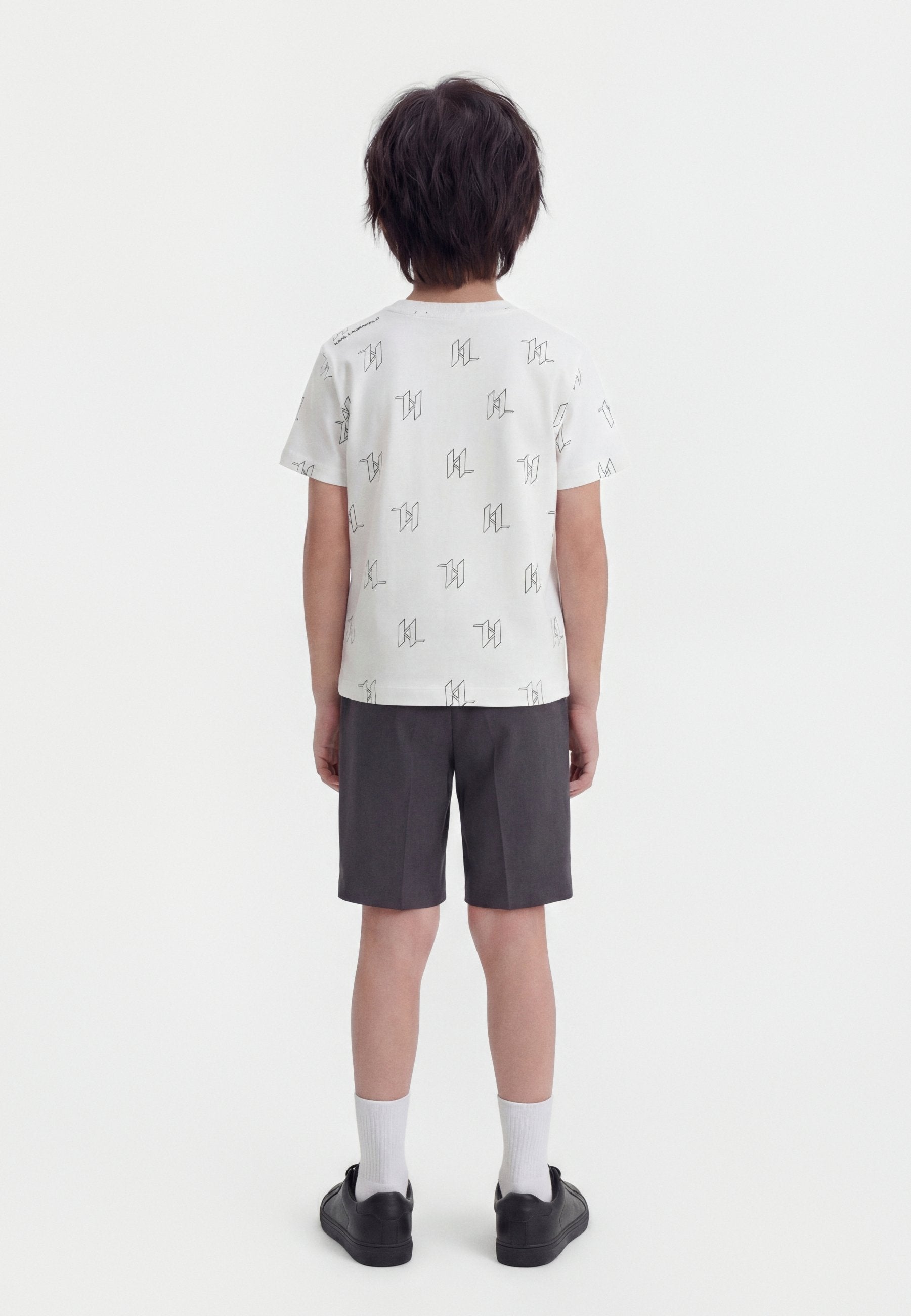 UNISEX Media 3
