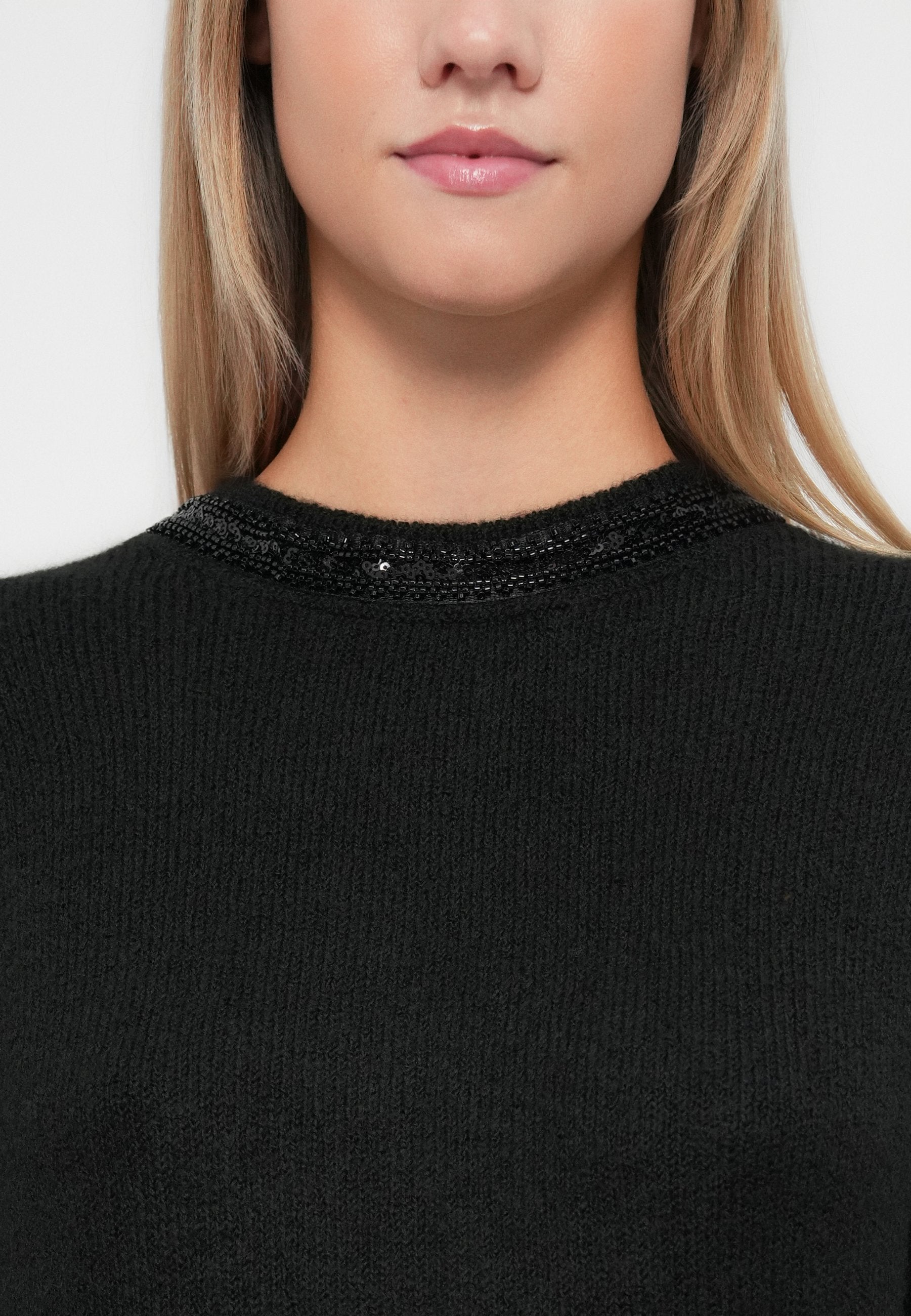 ONLY ONLAVI EMBELLISH O NECK