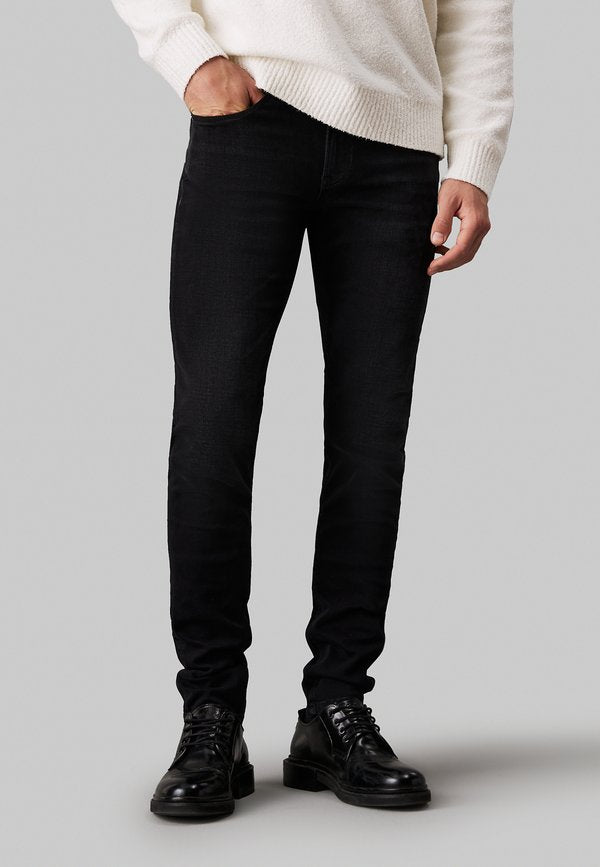 Calvin Klein Jeans  SLIM