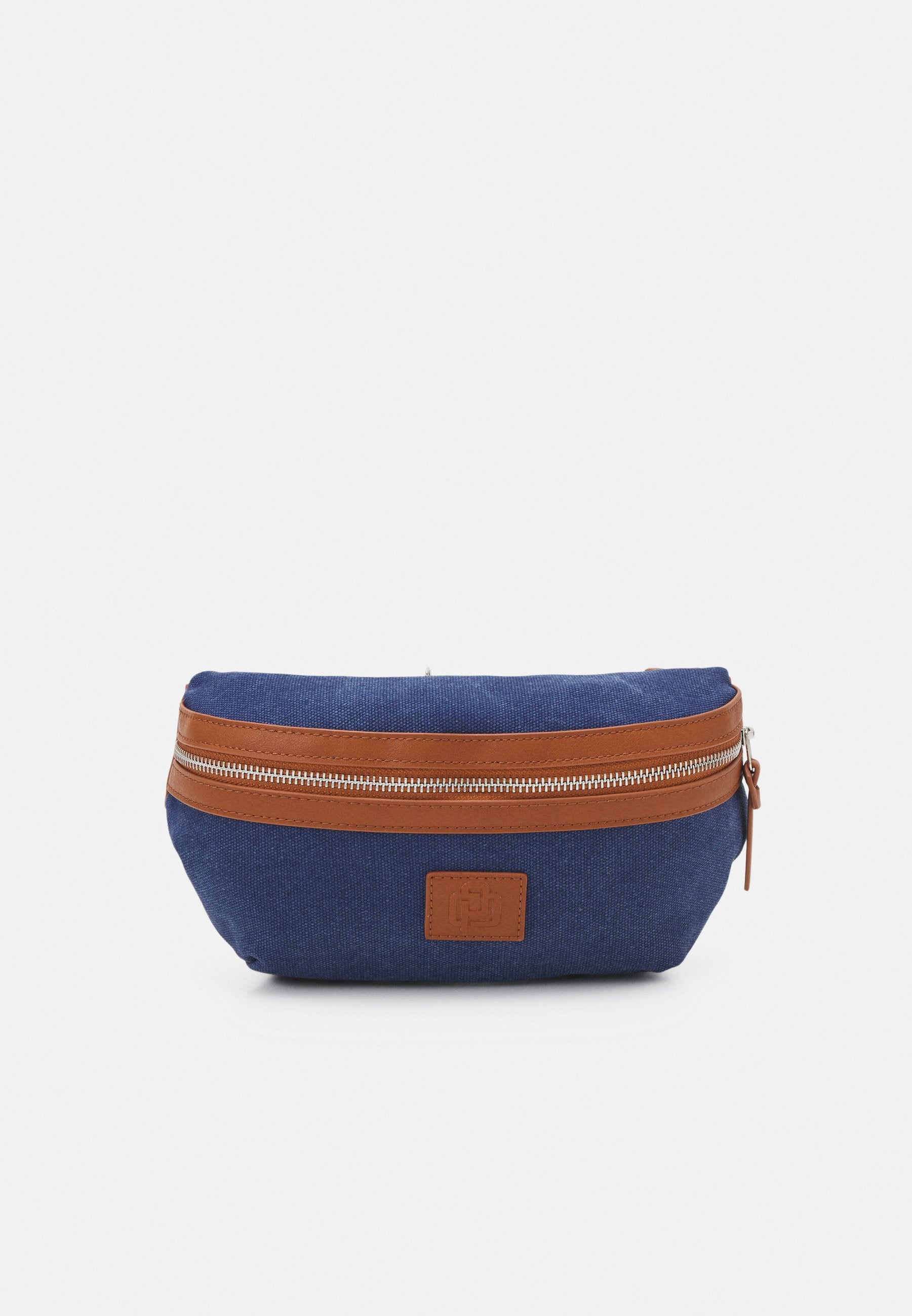 Pier One UNISEX