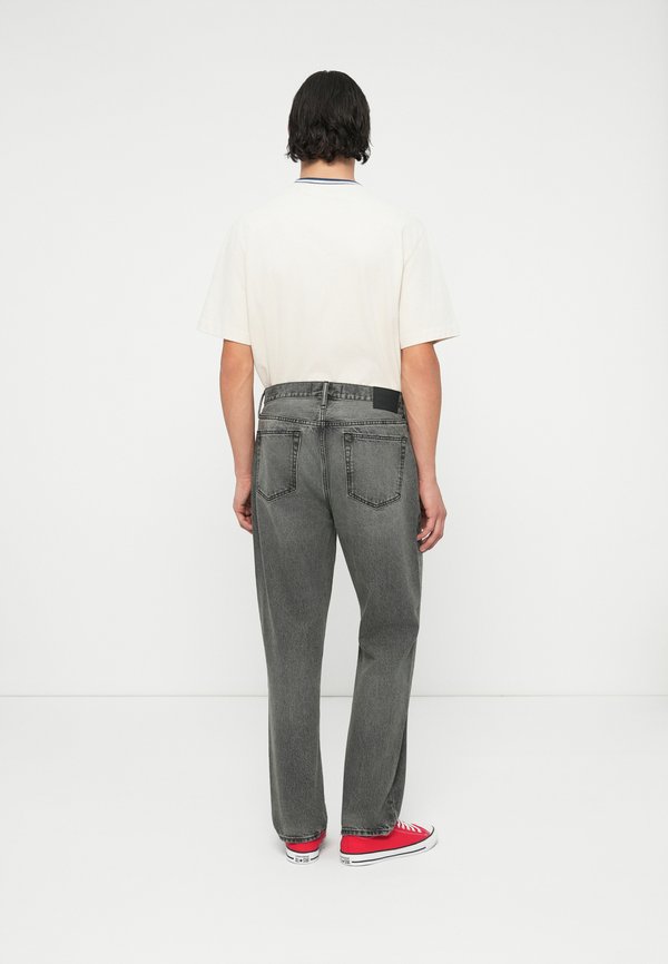 Abercrombie & Fitch CHASE LOOSE
