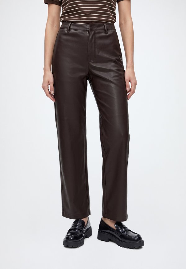 ONLY ONLNELI BARREL  - Trousers - chocolate torte