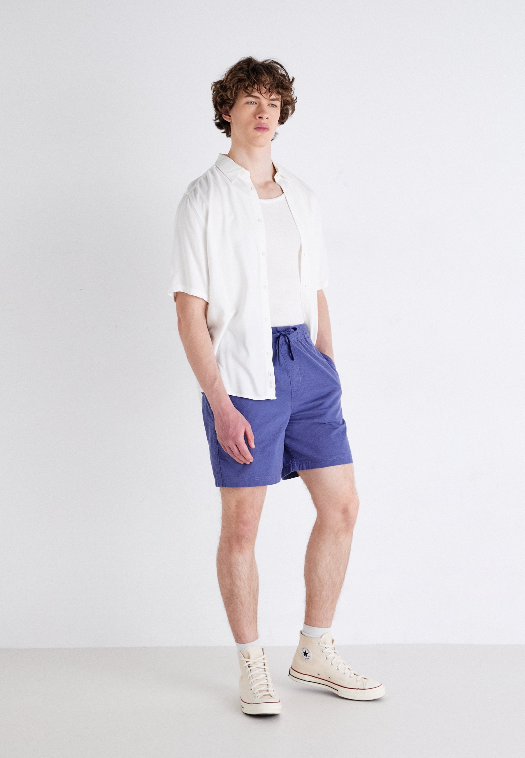 Lee PULL ON