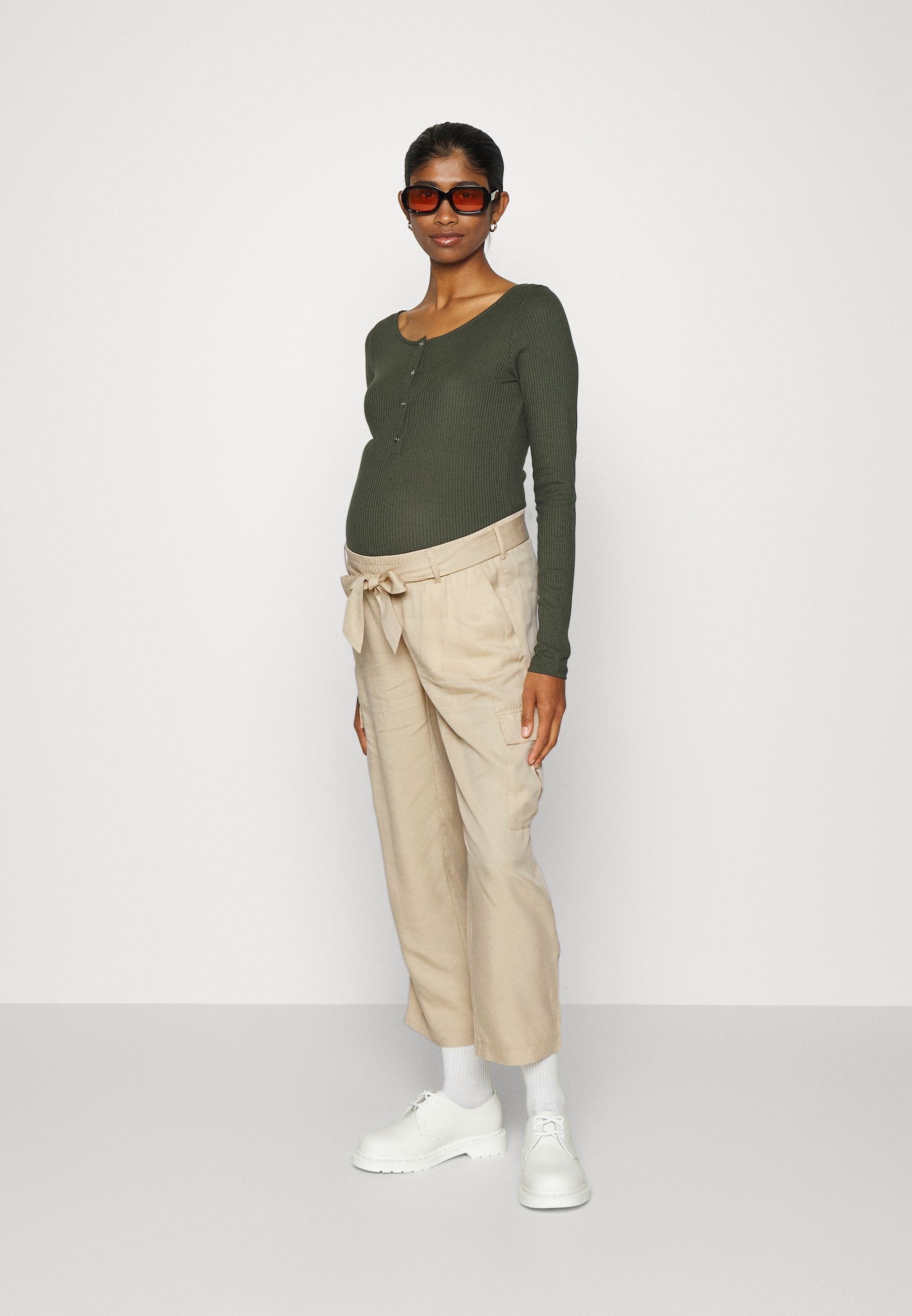 MAMALICIOUS MLREID BELT CROPPED PANTA