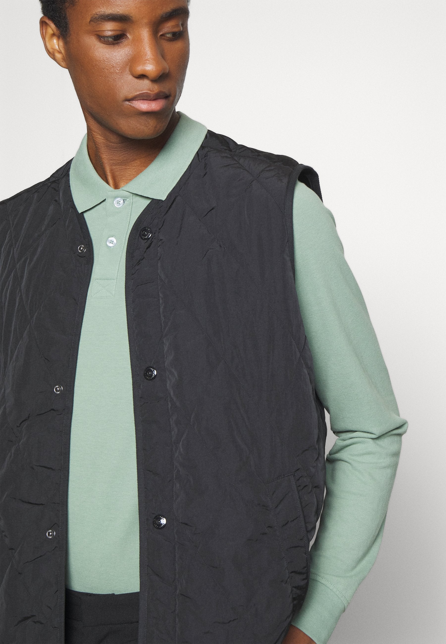 Tommy Hilfiger Weste Media 5