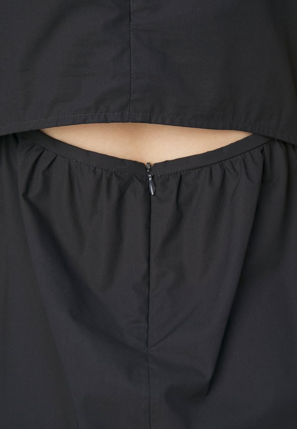 Emporio Armani VESTITO