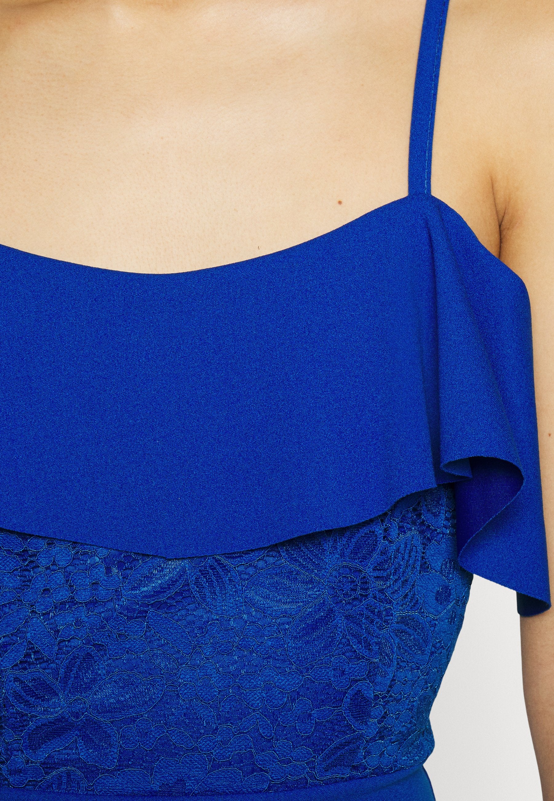 WAL G PETITE EMAAN MIDI DRESS