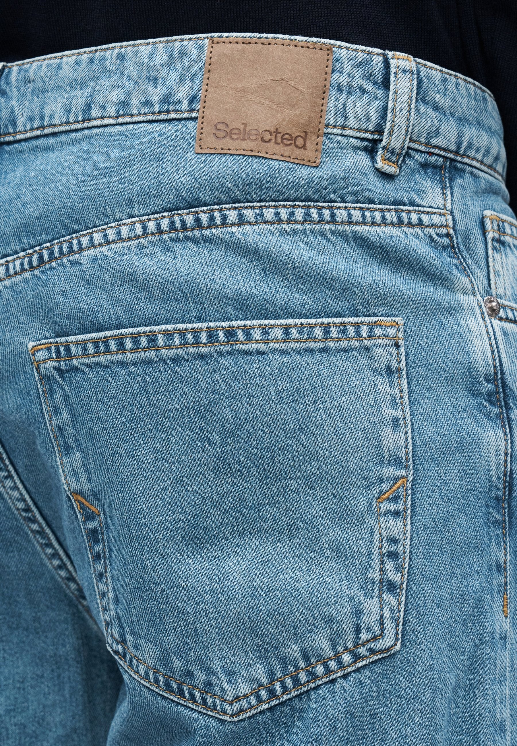 Selected Wide fit 260 Light wash