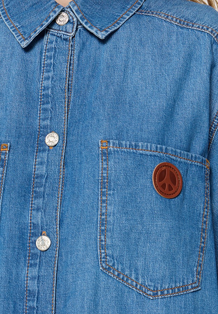 MOSCHINO JEANS