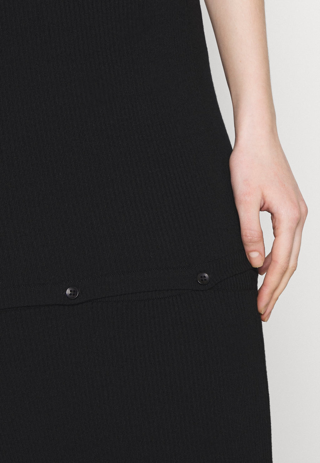 Milk it SKIRT BUTTON ATTACHING