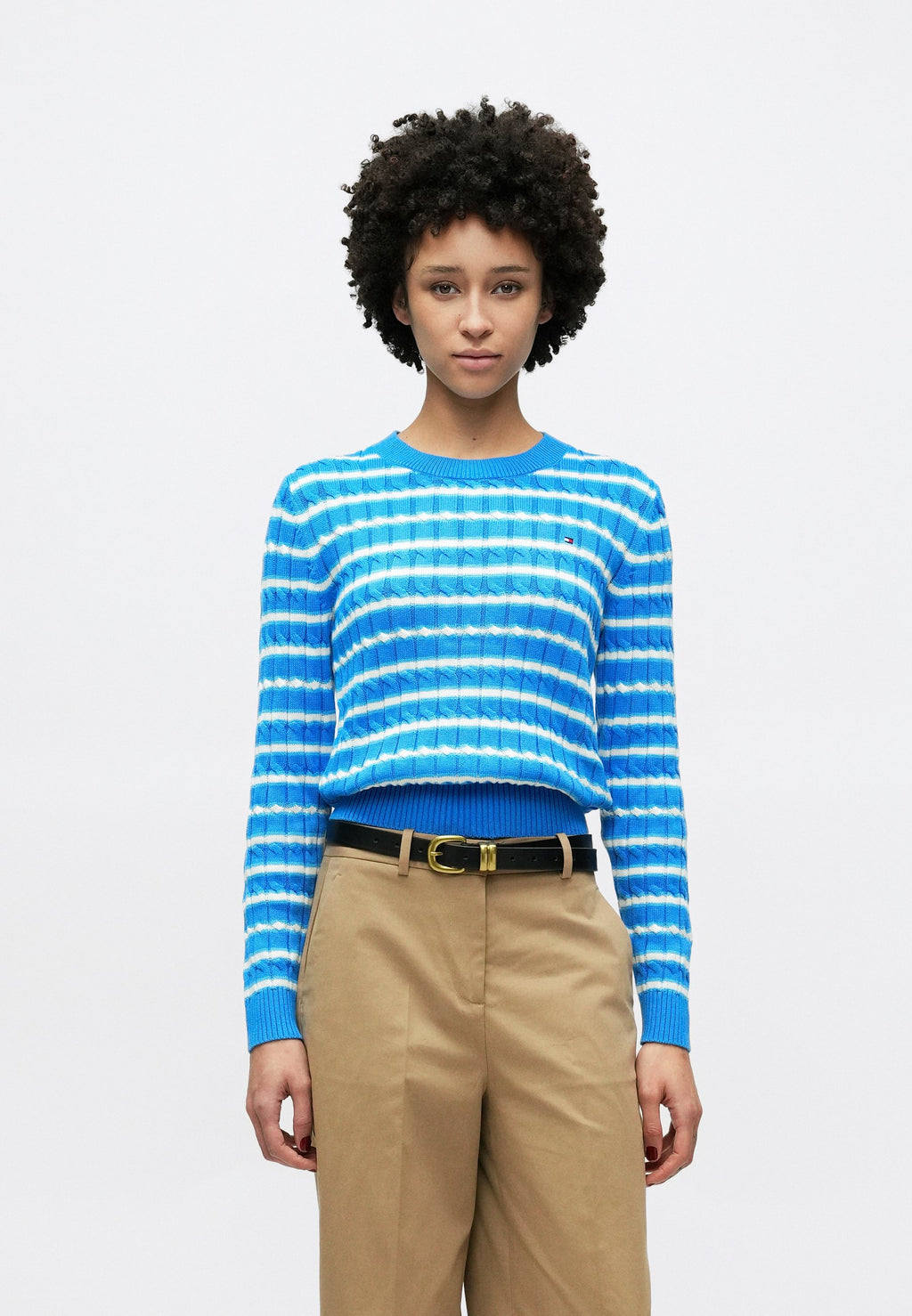 CABLE KNIT CREW NECK JUMPER Media 3