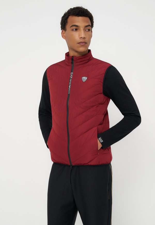 EA7 Emporio Armani