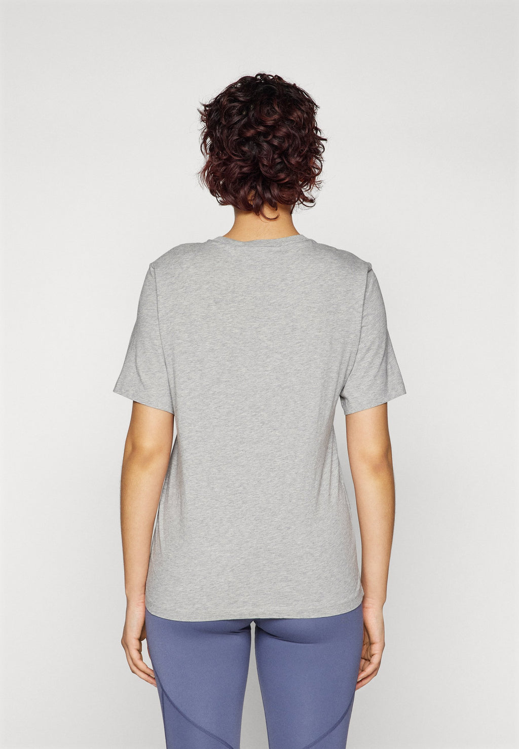 Peak Performance ORIGINAL SMALL LOGO TEE