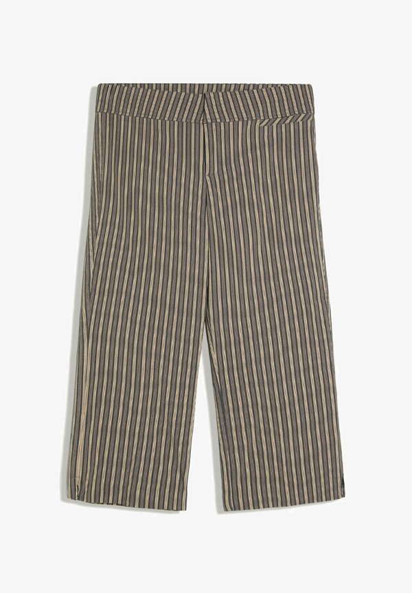 Bershka BENGALINE CAPRIS 01120741 - Shorts - mottled dark brown