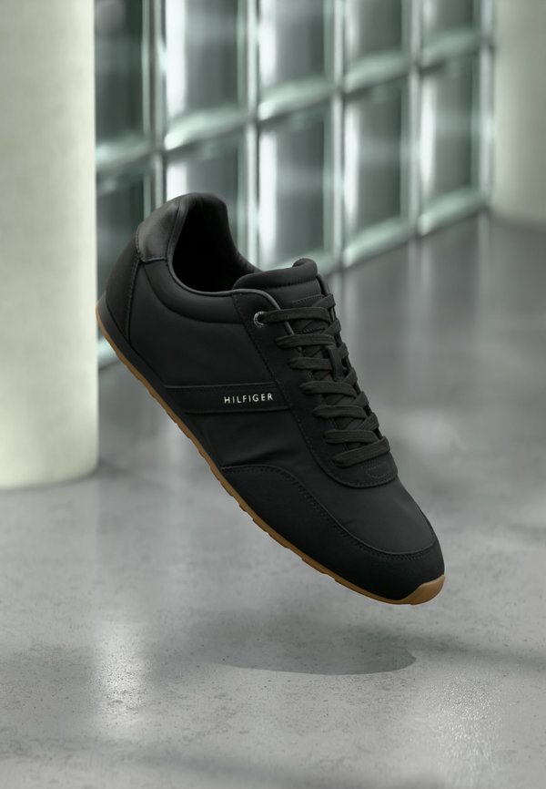 Tommy Hilfiger TH LO RUN ICON SUMMER MIX - Trainers - black