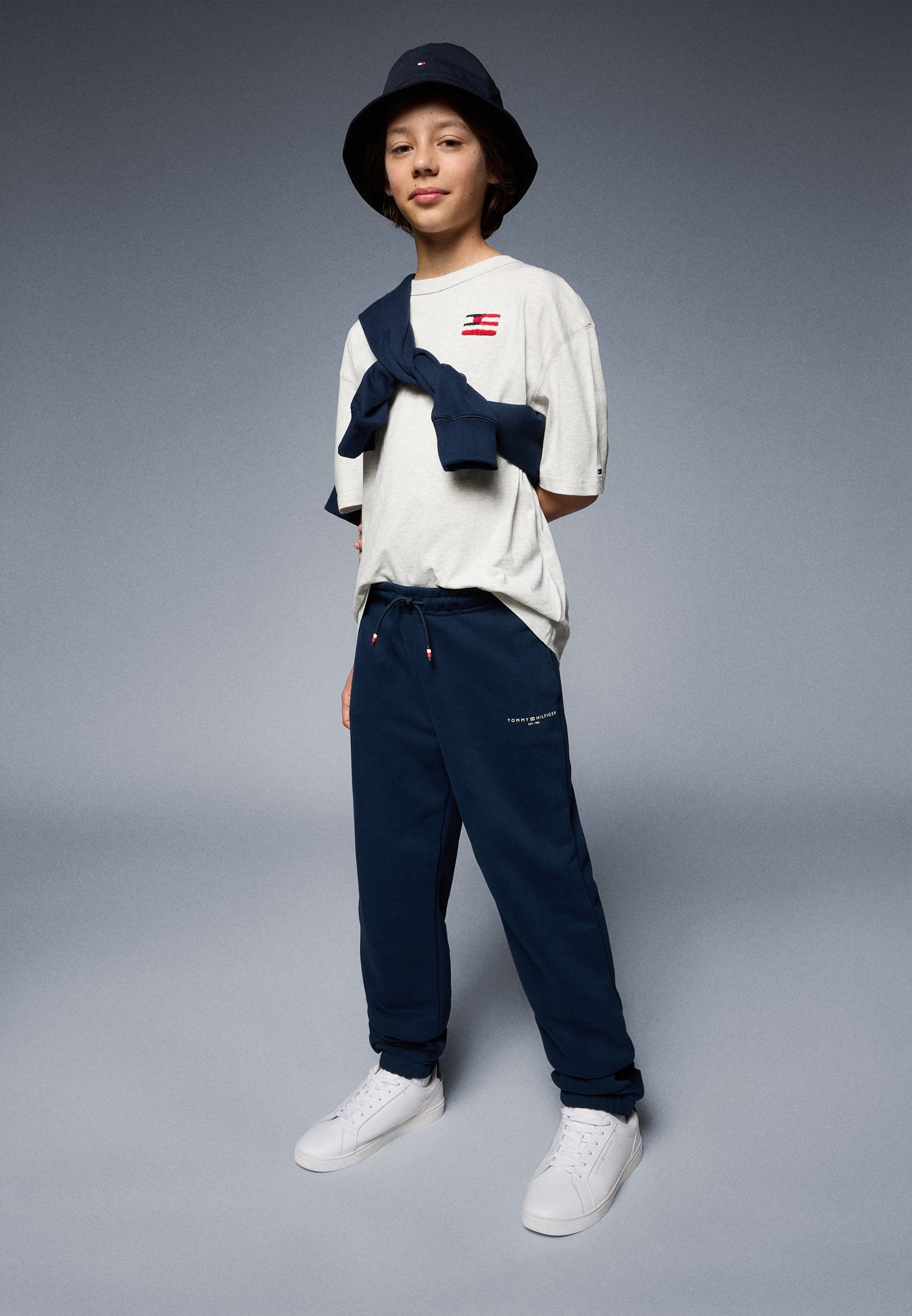 MINI CORP UNISEX Media 2