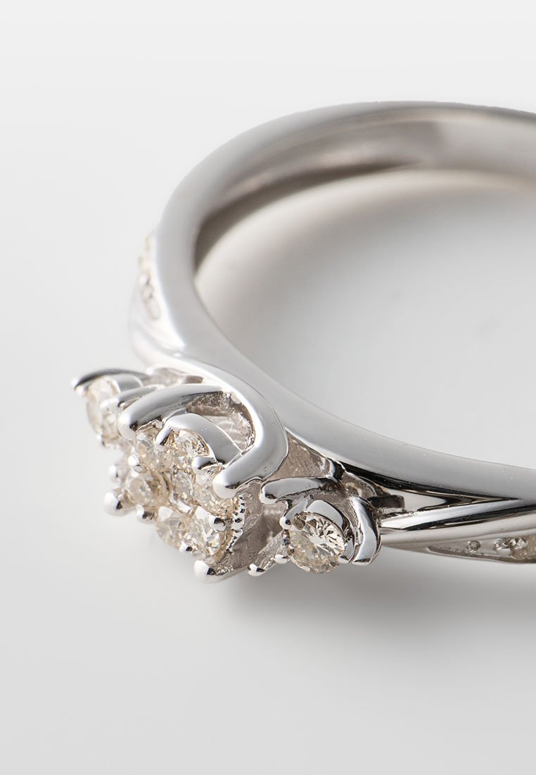 Diamant Exquis SET 0.21 CT DIAMOND