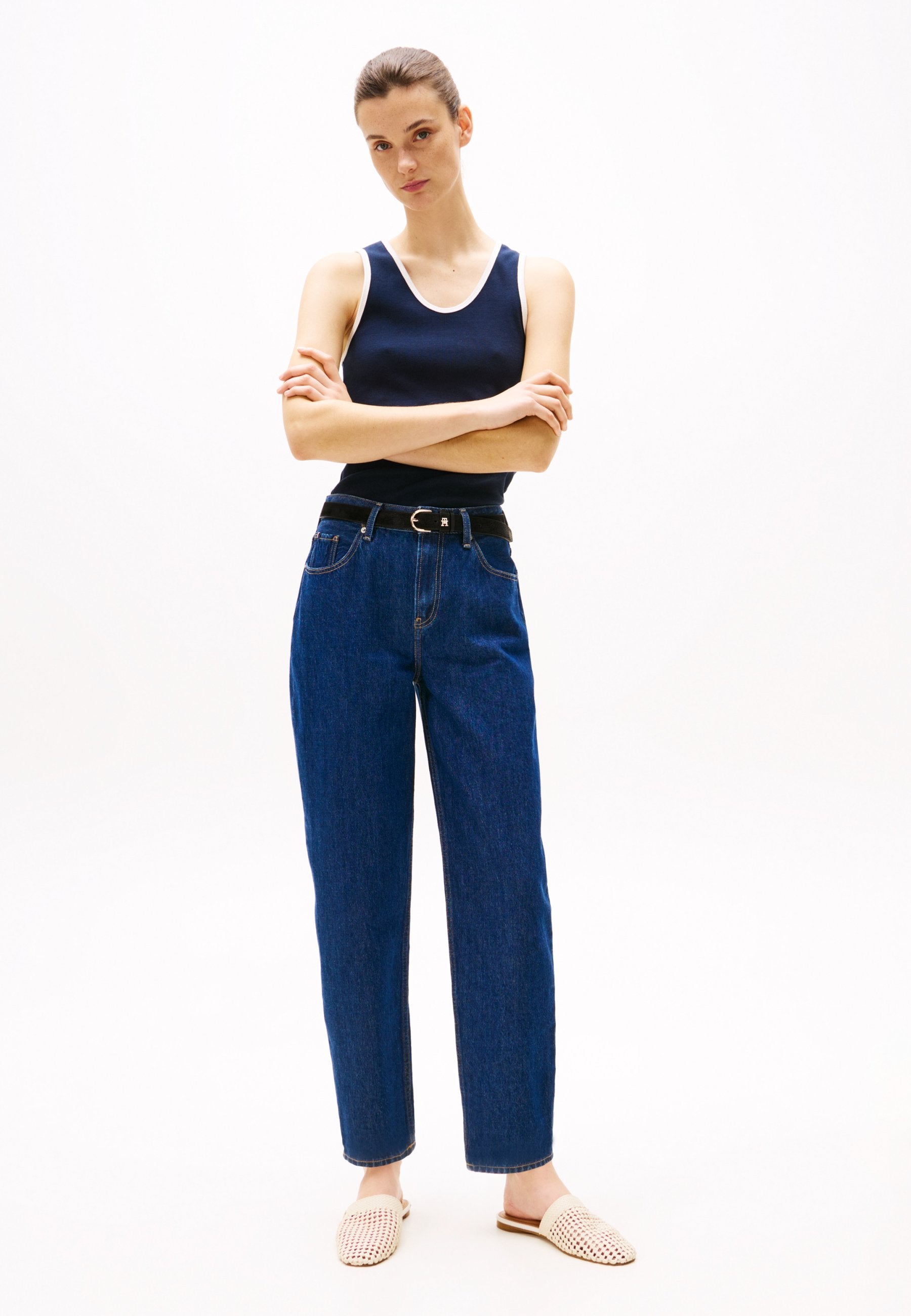 Tommy Hilfiger Mom Jeans Media 2