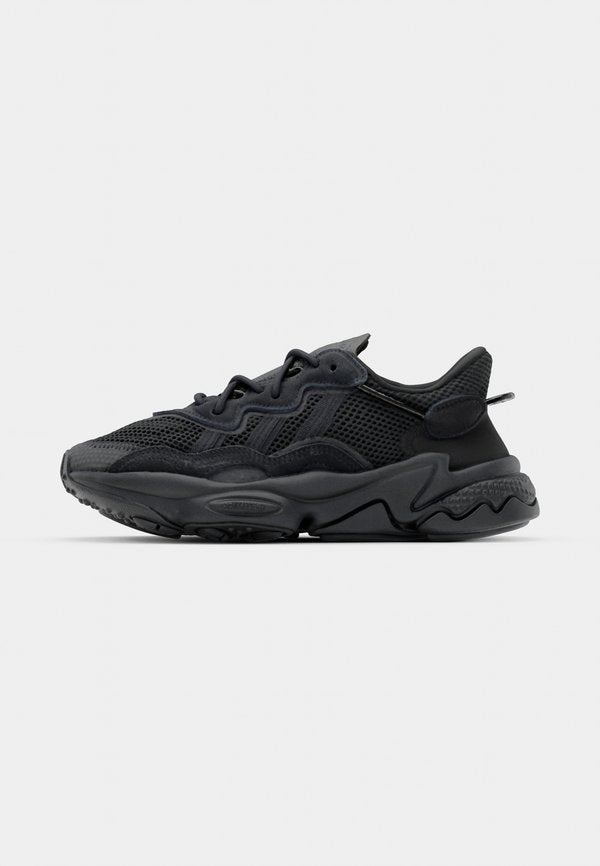 adidas Originals OZWEEGO UNISEX - Trainers - core black/grey five