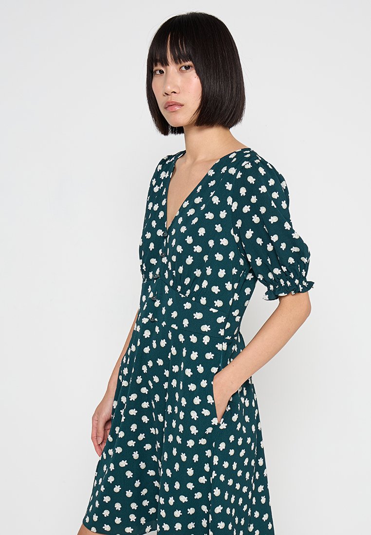 kate spade new york