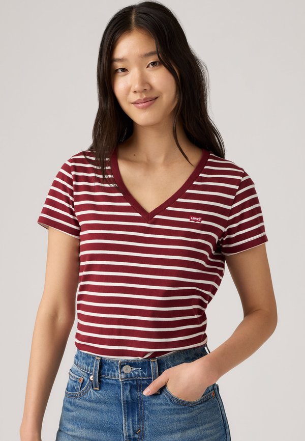 Levi's® PERFECT V NECK - Print T-shirt - red/offwhite