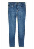 Blaue Skinny-Jeans mit Knopfverschluss vorne, Reißverschluss und fünf Taschen-Design, mit leichter Ausbleichung an Oberschenkeln und Knien.