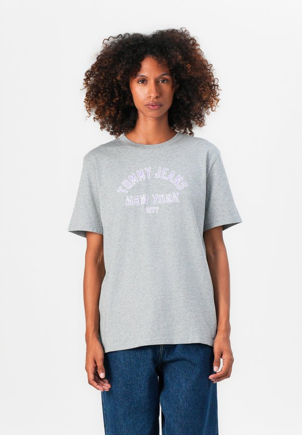 Tommy Jeans RELAXED VARSITY TEE