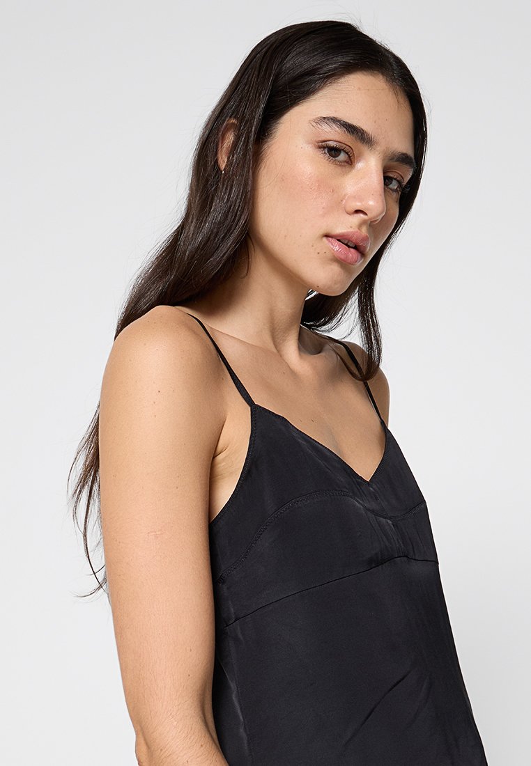 Calvin Klein Jeans
