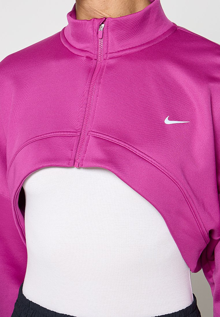 Nike Performance