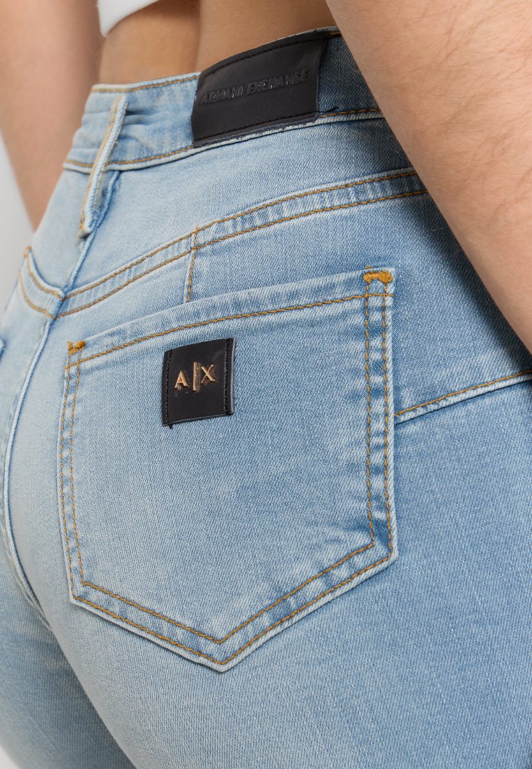 Armani Exchange Jeans Skinny Fit Media 5