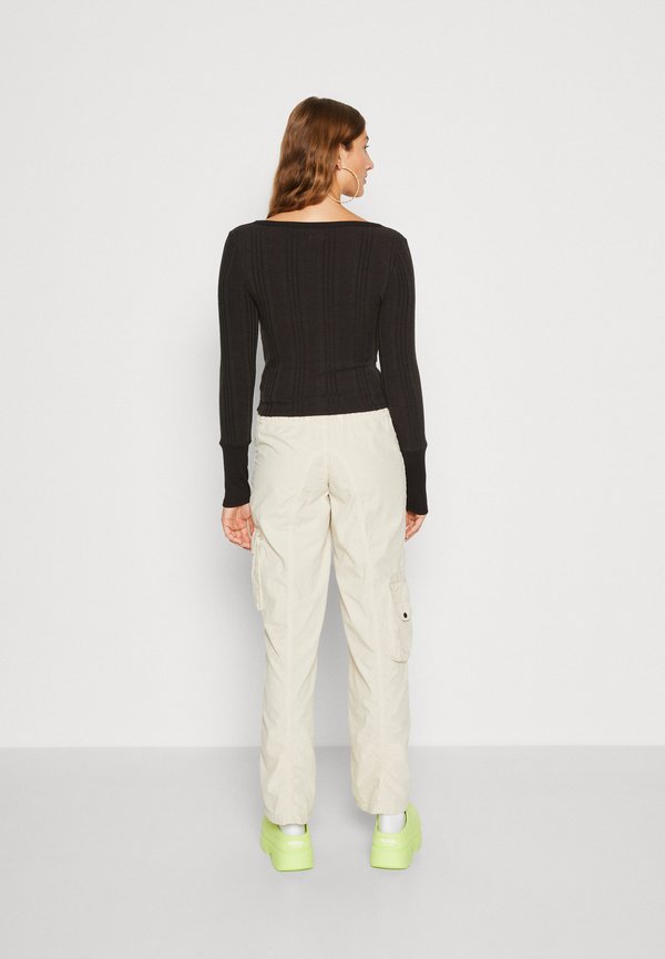 BDG Urban Outfitters POPPER