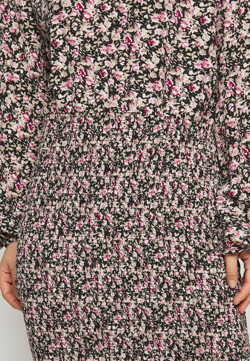 Missguided Petite FLORAL SHIRRED LONG SLEEVE MINI DRESS