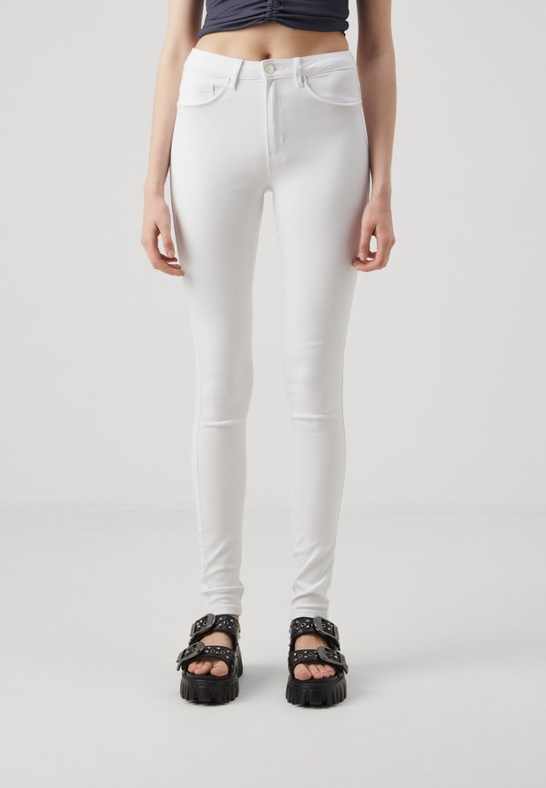 ONLY ONLROYAL LIFE - Jeans Skinny Fit - white