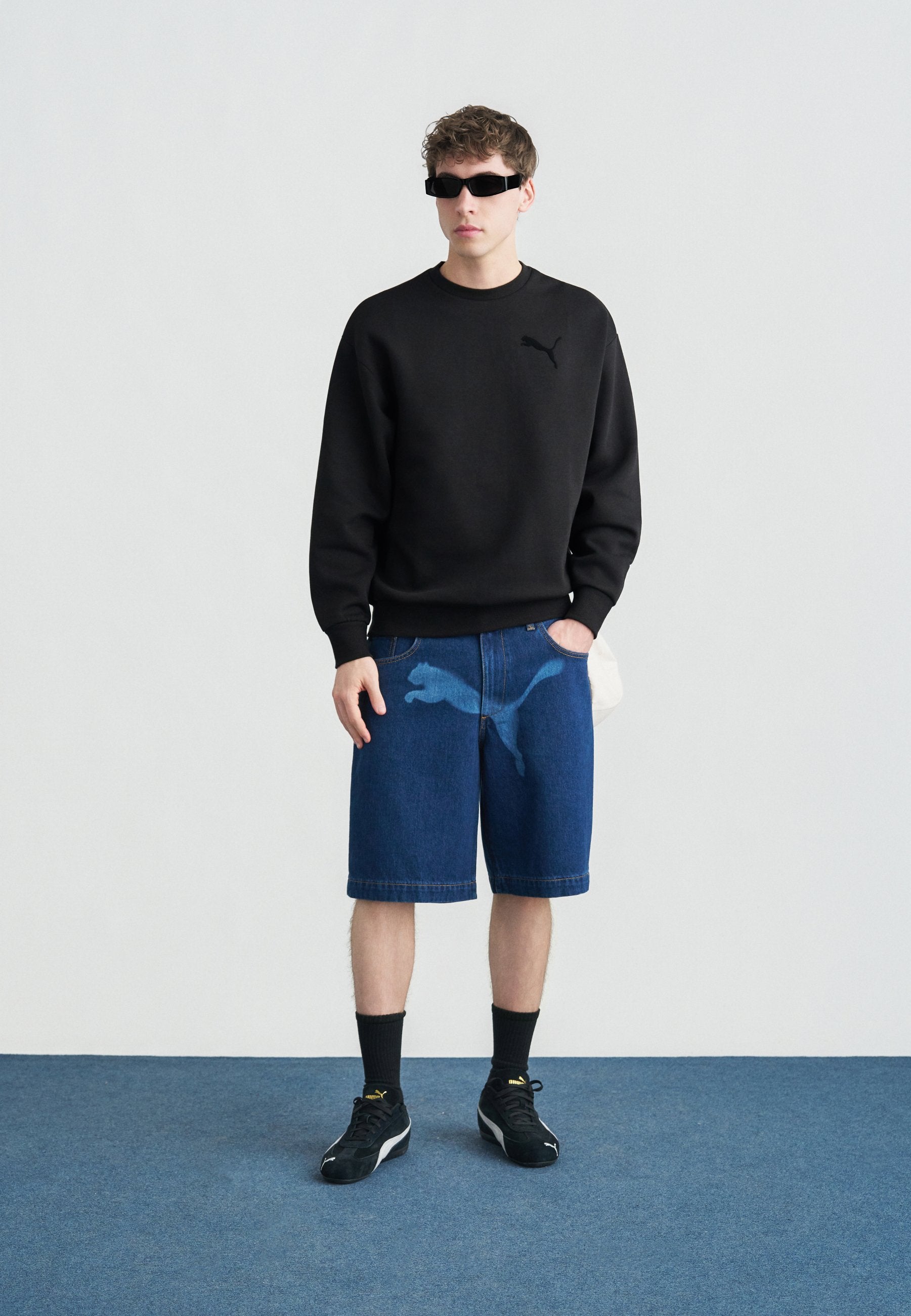 Puma ELEVATED CAT LOGO RELAXED CREW