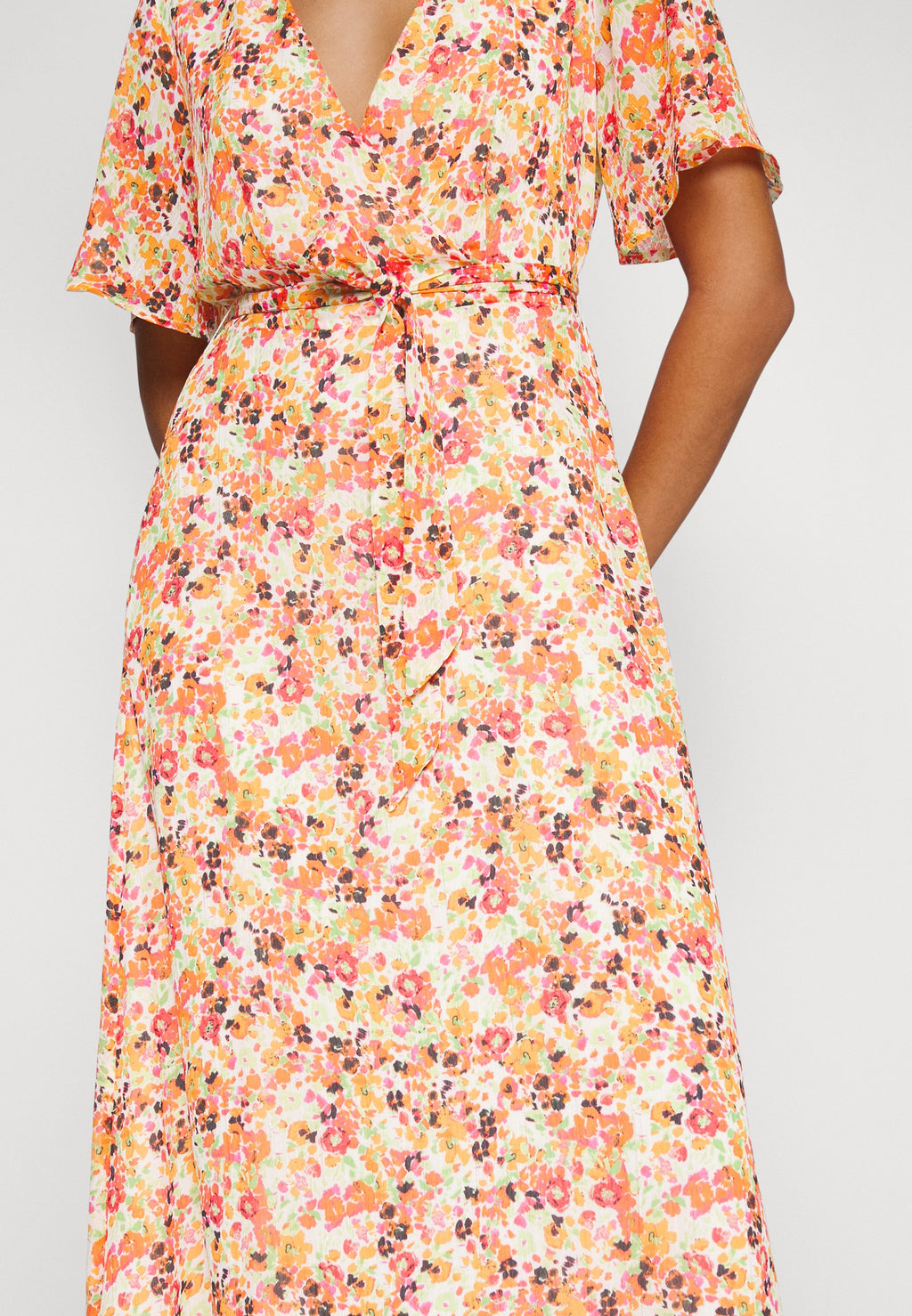 ONLLUCIE MIDI WRAP DRESS PTM Media 5