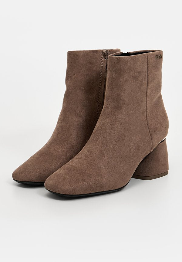 DKNY CALEENA
