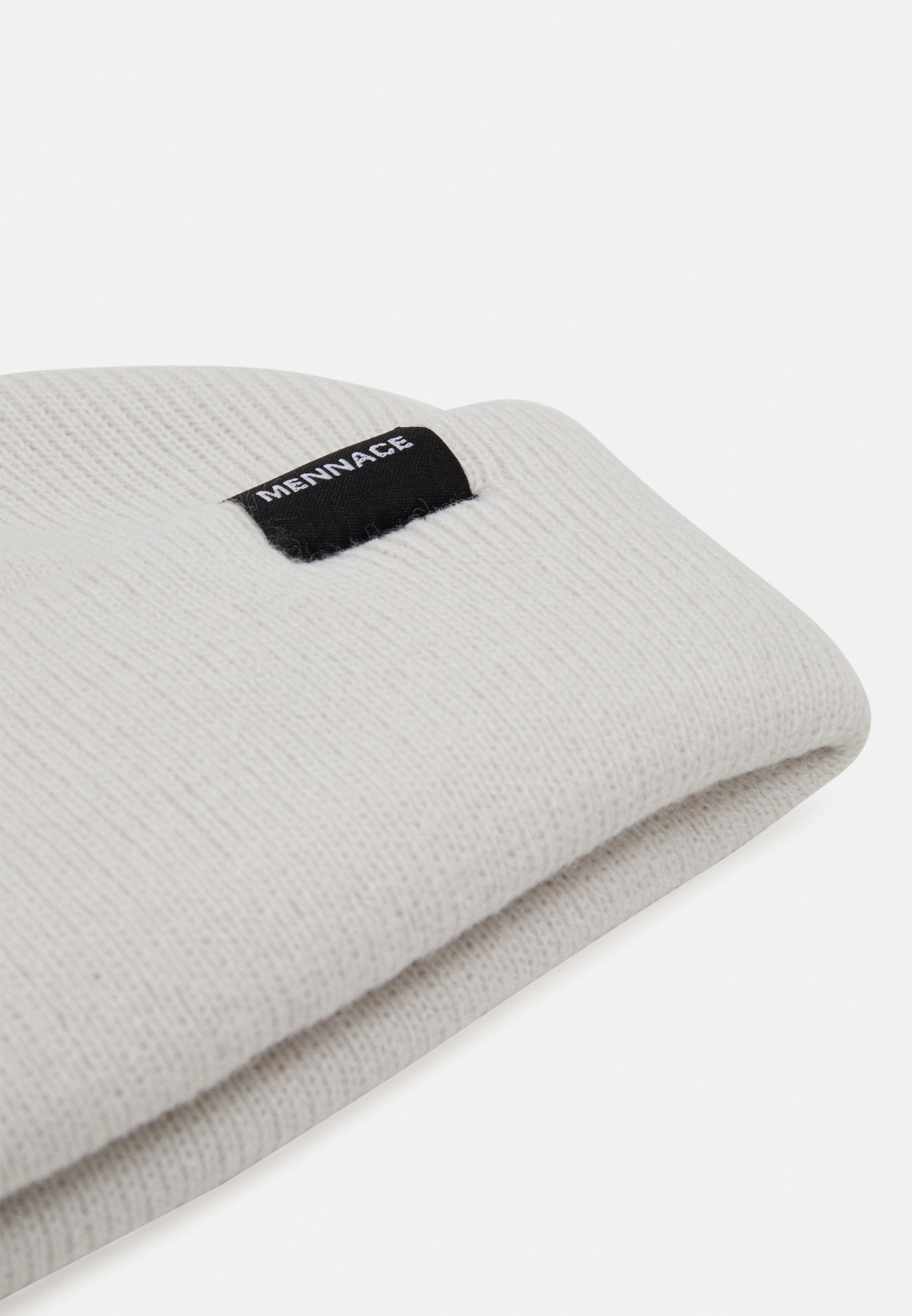 Mennace MINI ROLL BEANIE WITH TAB UNISEX