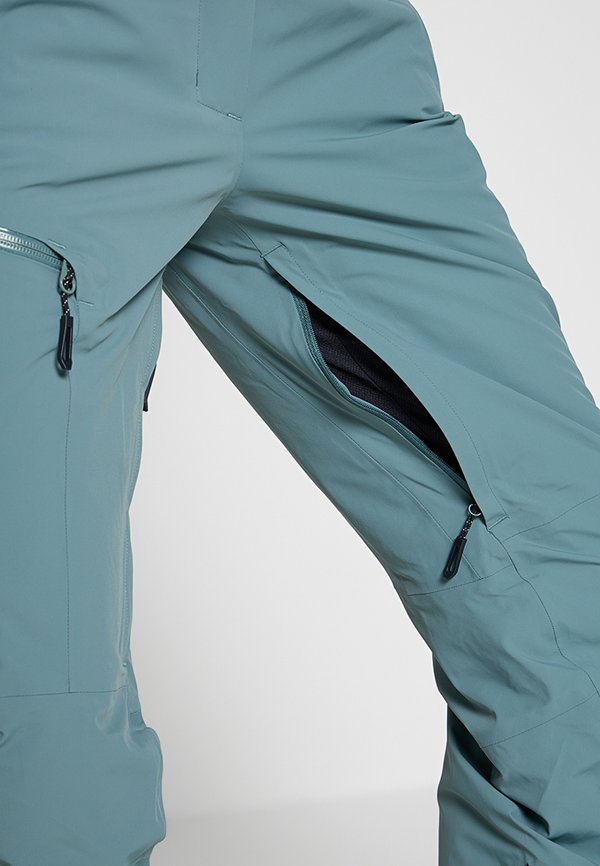 Salomon BRILLIANT REGULAR FIT