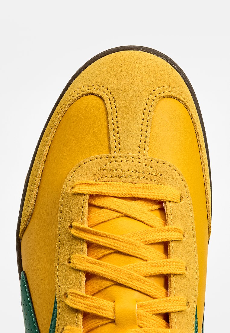 Skechers HOTSHOT