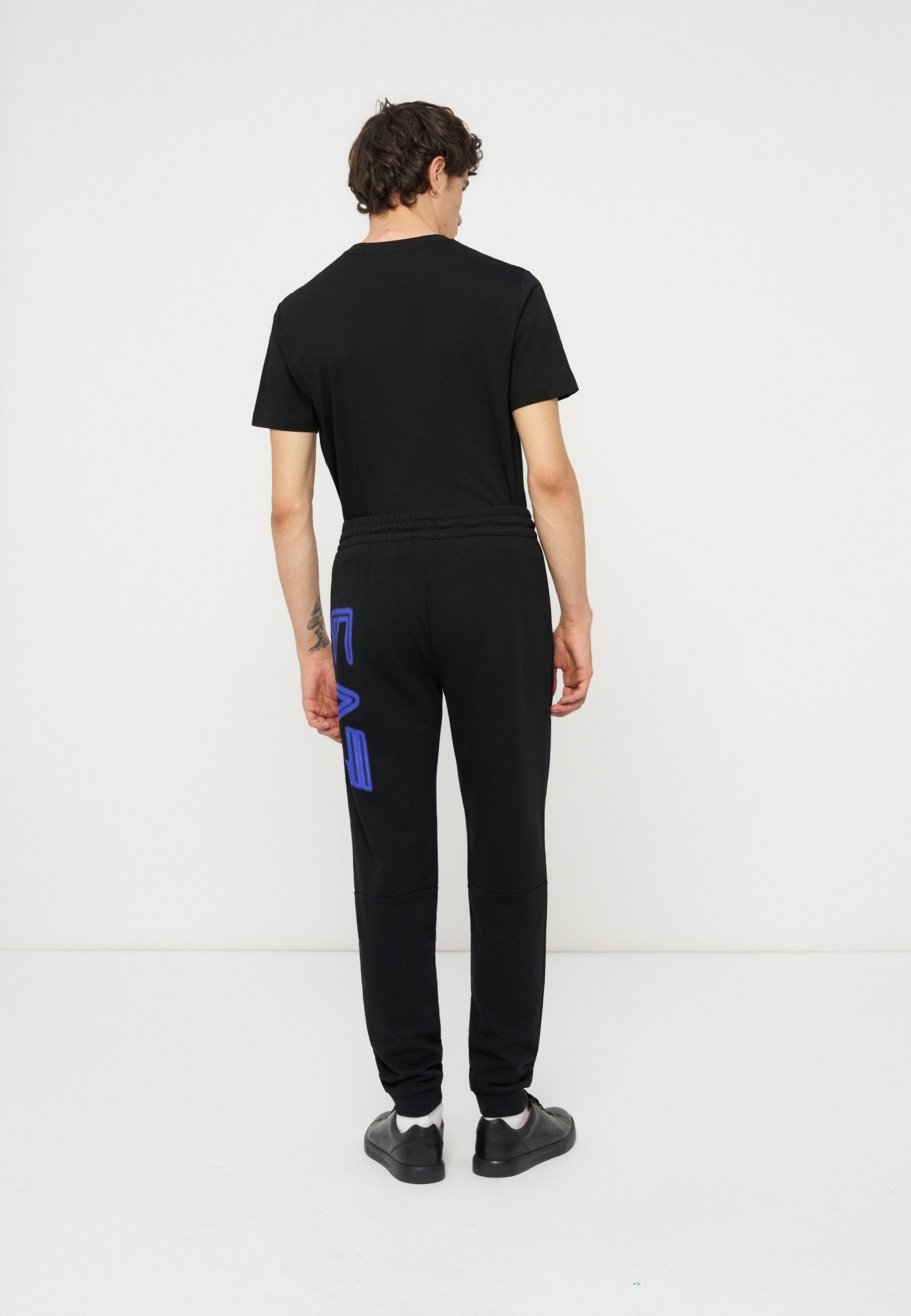 EA7 Emporio Armani Jogginghose Media 2