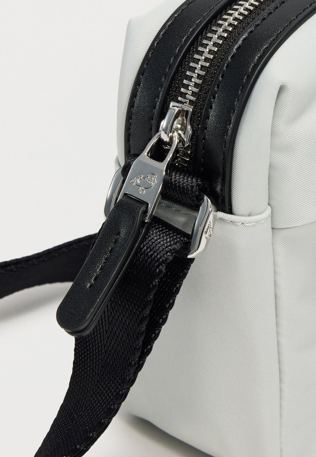 Mandarina Duck HUNTER
